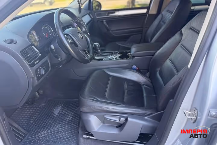 Volkswagen Touareg - фото 10