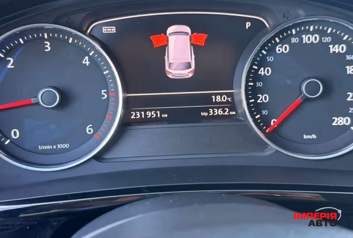 Volkswagen Touareg - фото 16