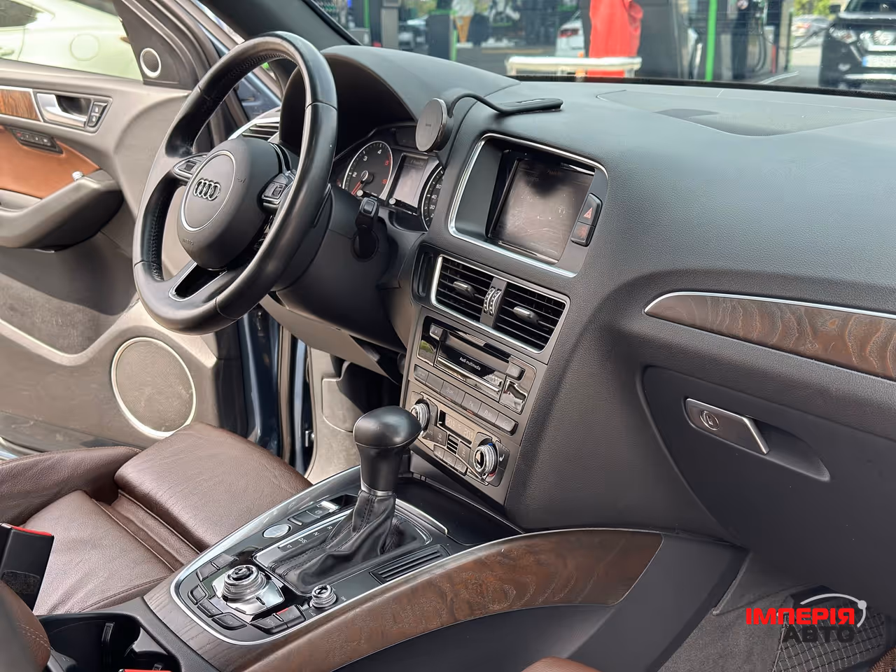 Audi Q5 - фото 24