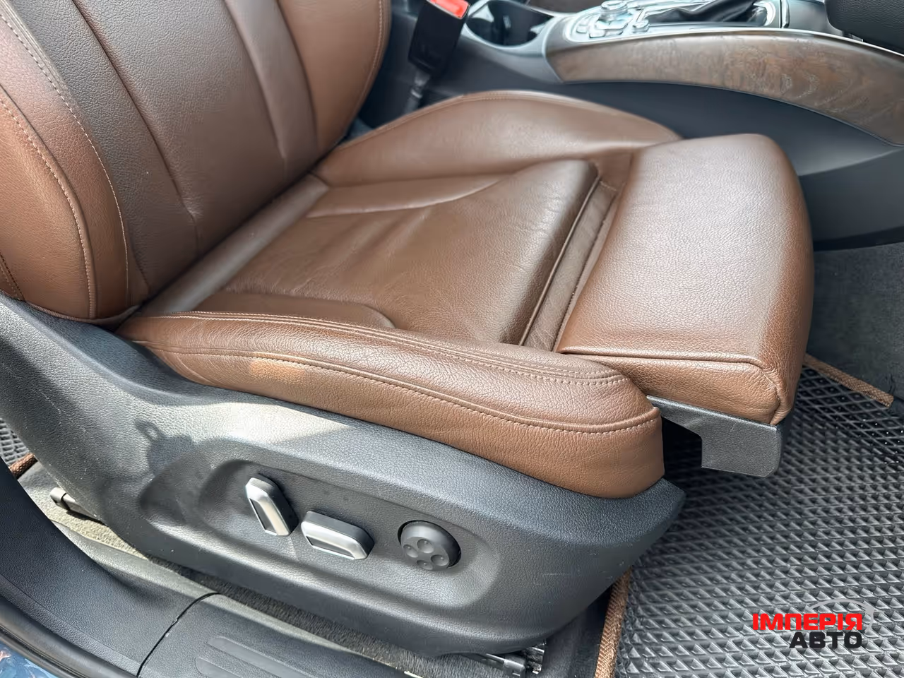 Audi Q5 - фото 28