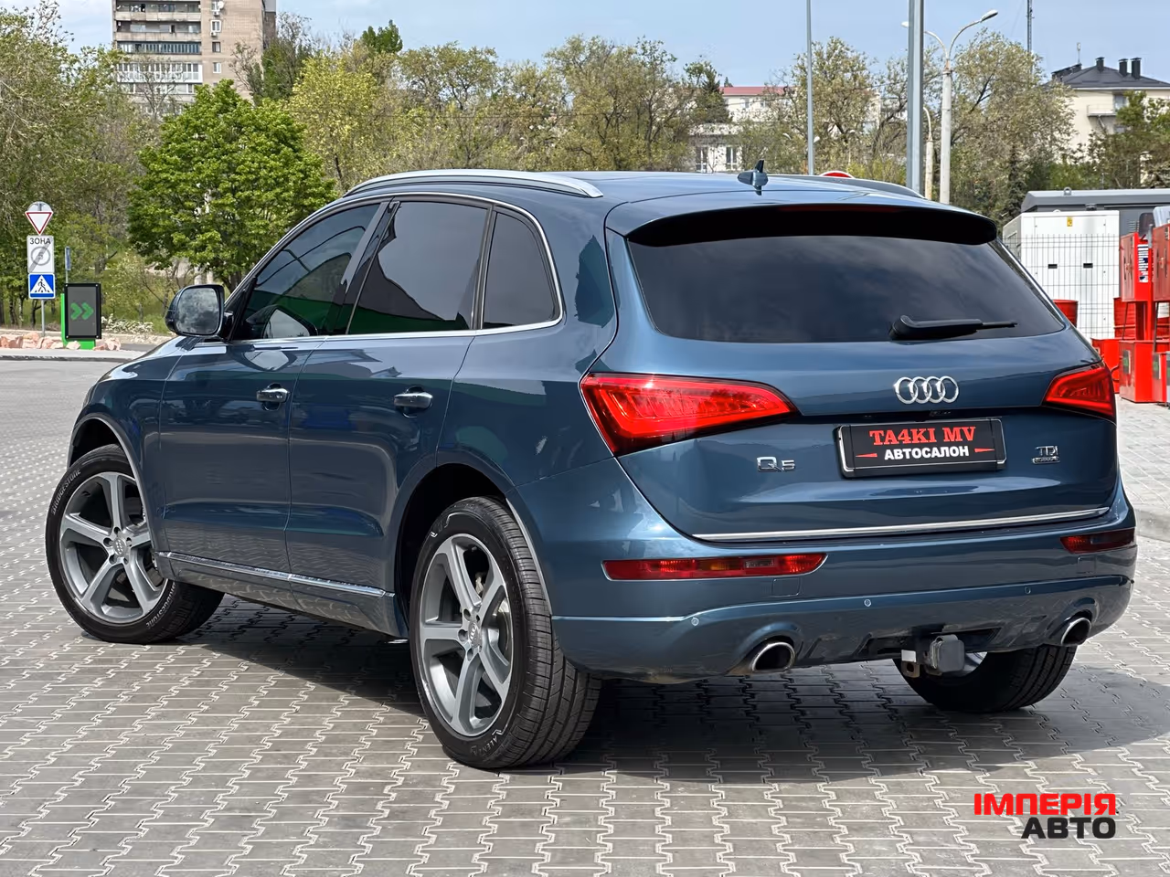 Audi Q5 - фото 5