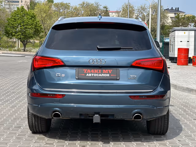 Audi Q5 - фото 3