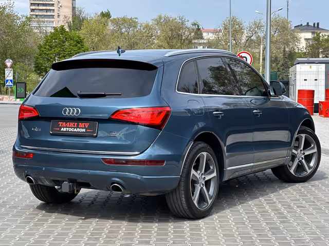 Audi Q5 - фото 2