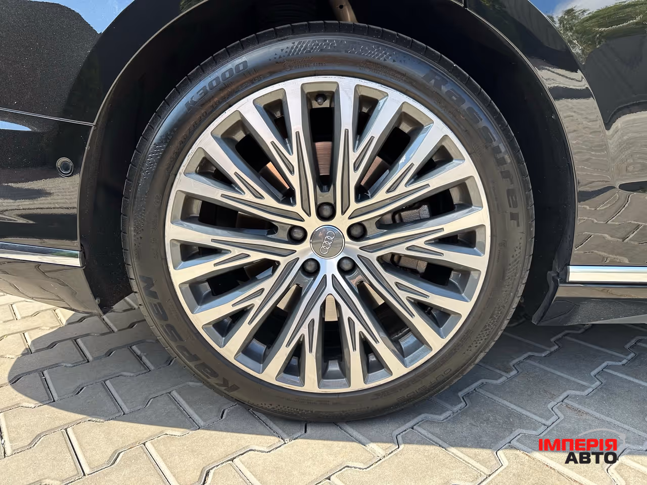 Audi A8 - фото 90