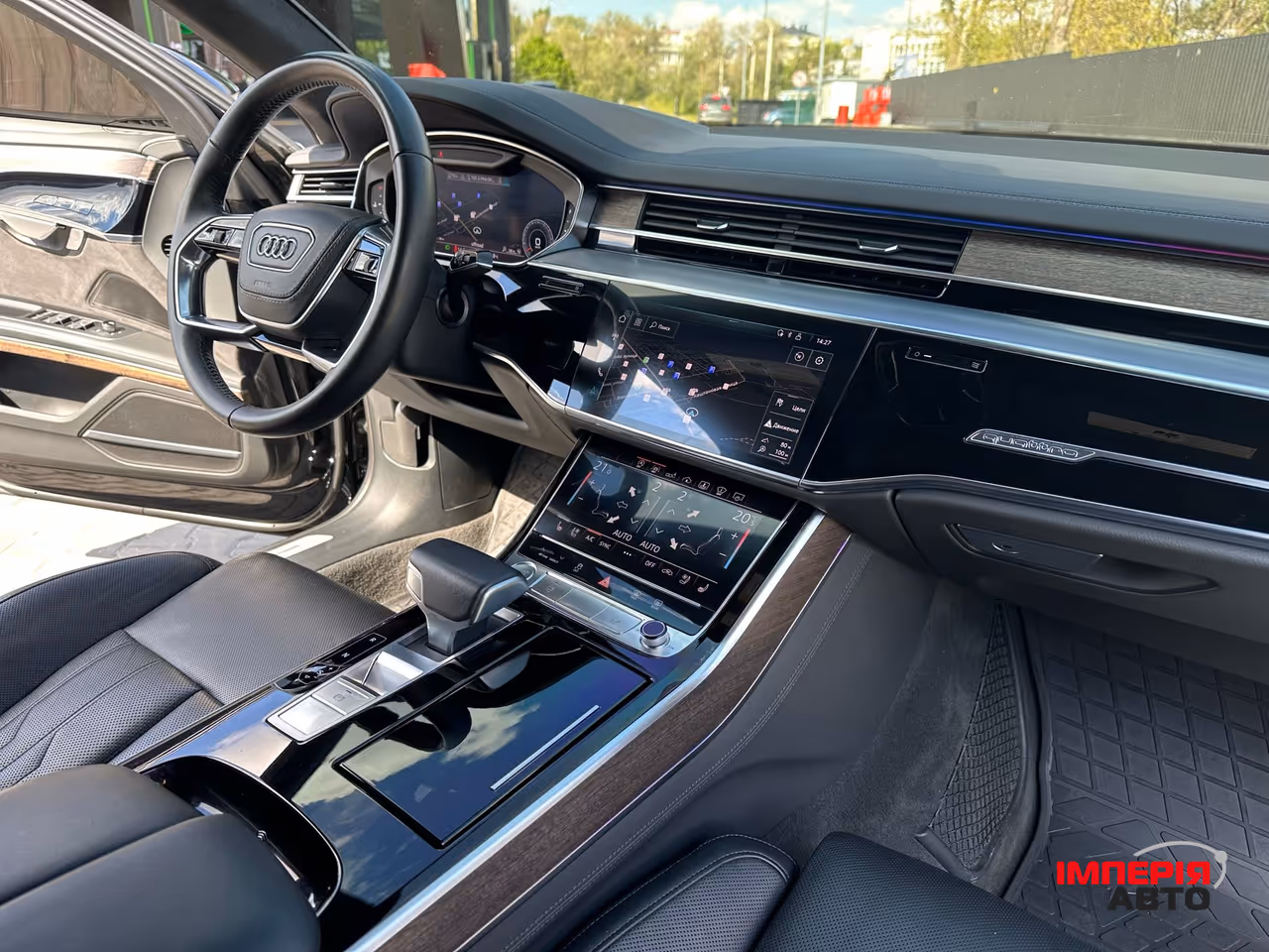 Audi A8 - фото 44