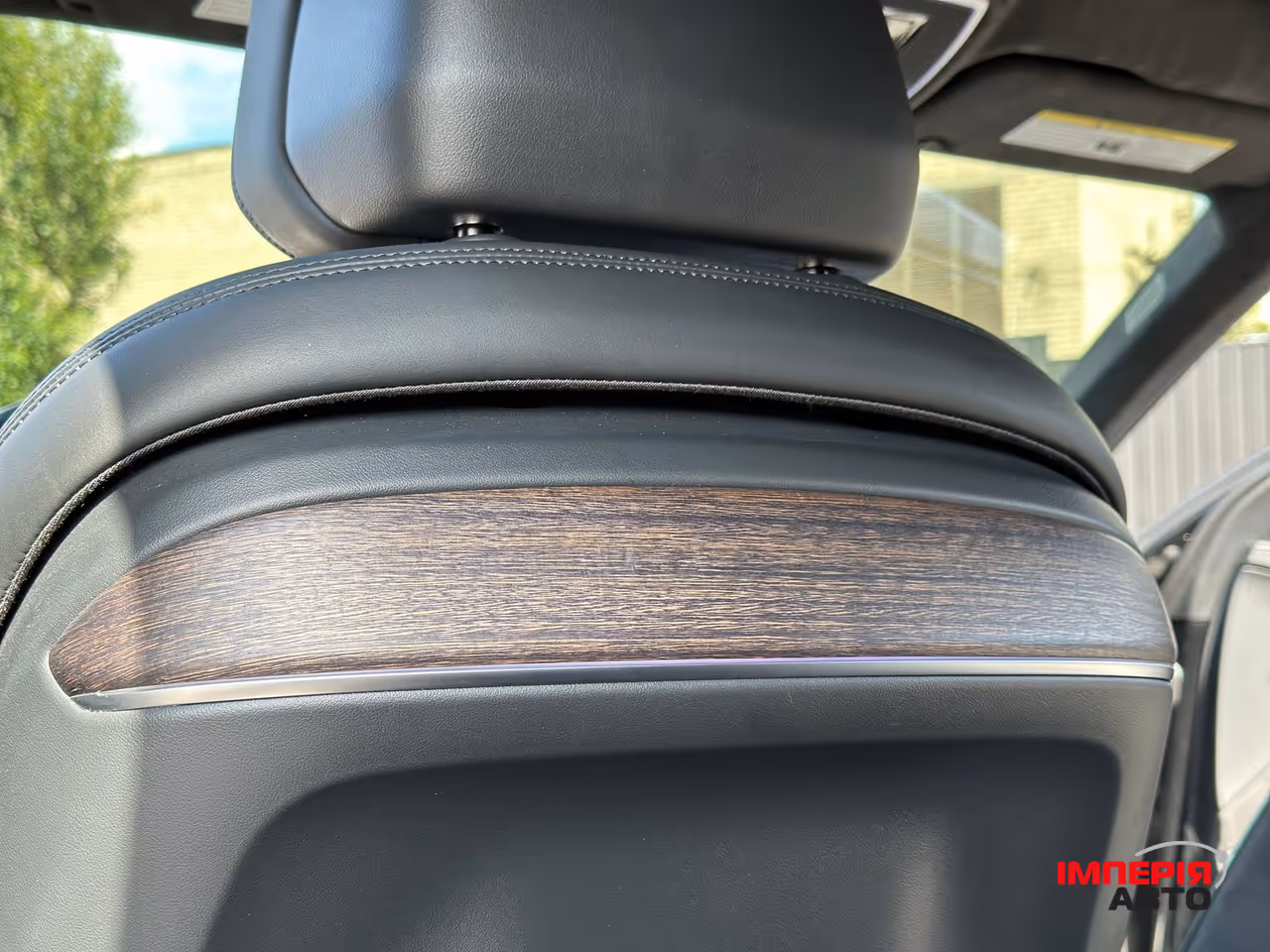 Audi A8 - фото 28