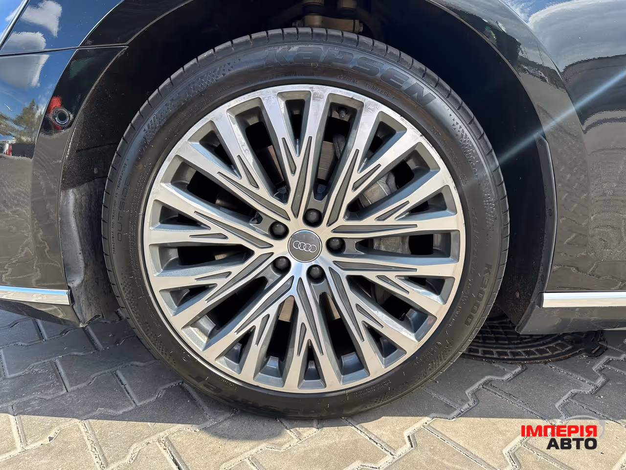 Audi A8 - фото 79