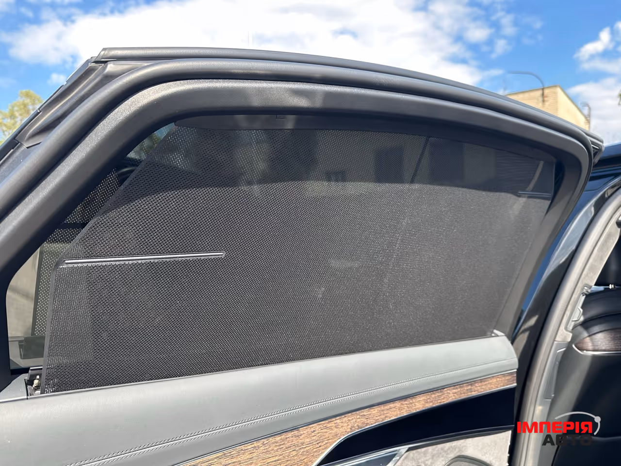 Audi A8 - фото 30