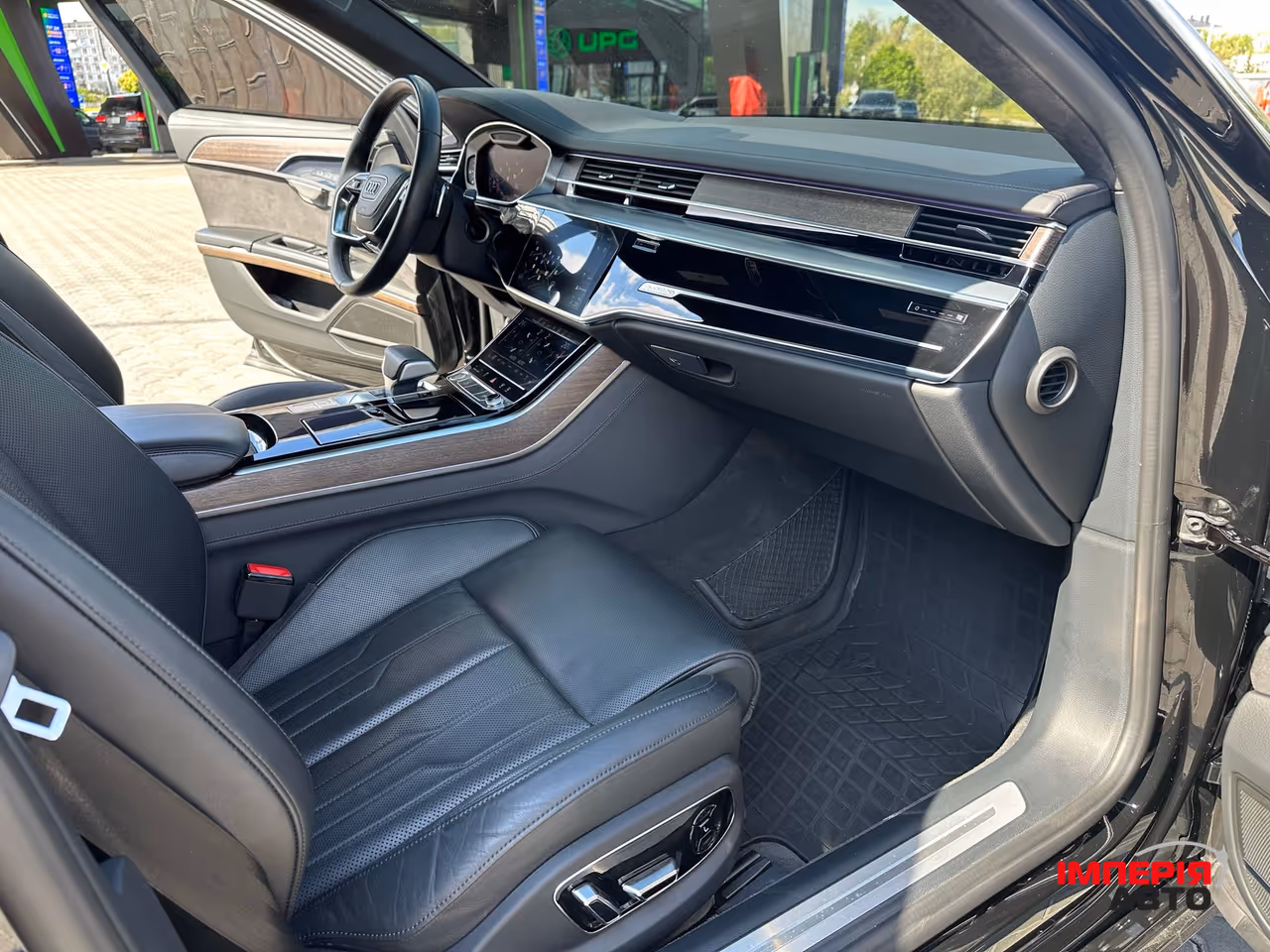 Audi A8 - фото 43