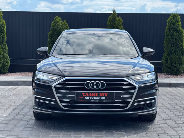 Audi A8 - фото 4