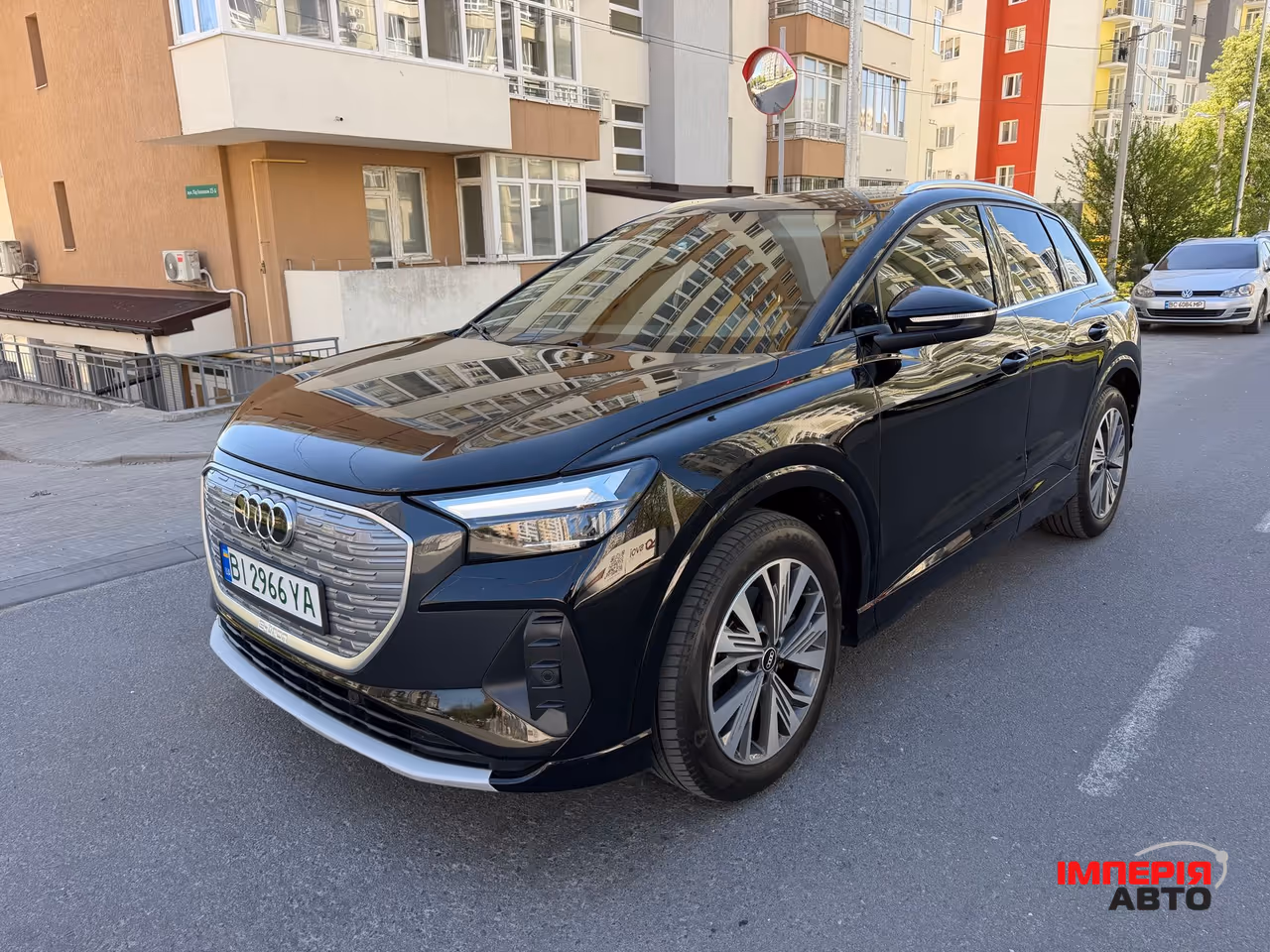 Audi Q4 e-tron - фото 6