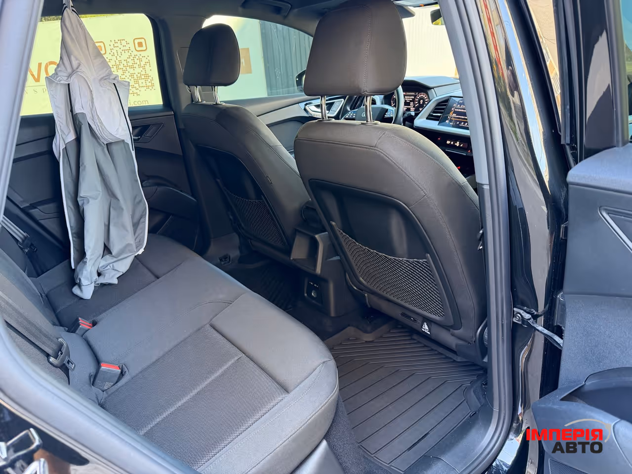 Audi Q4 e-tron - фото 13