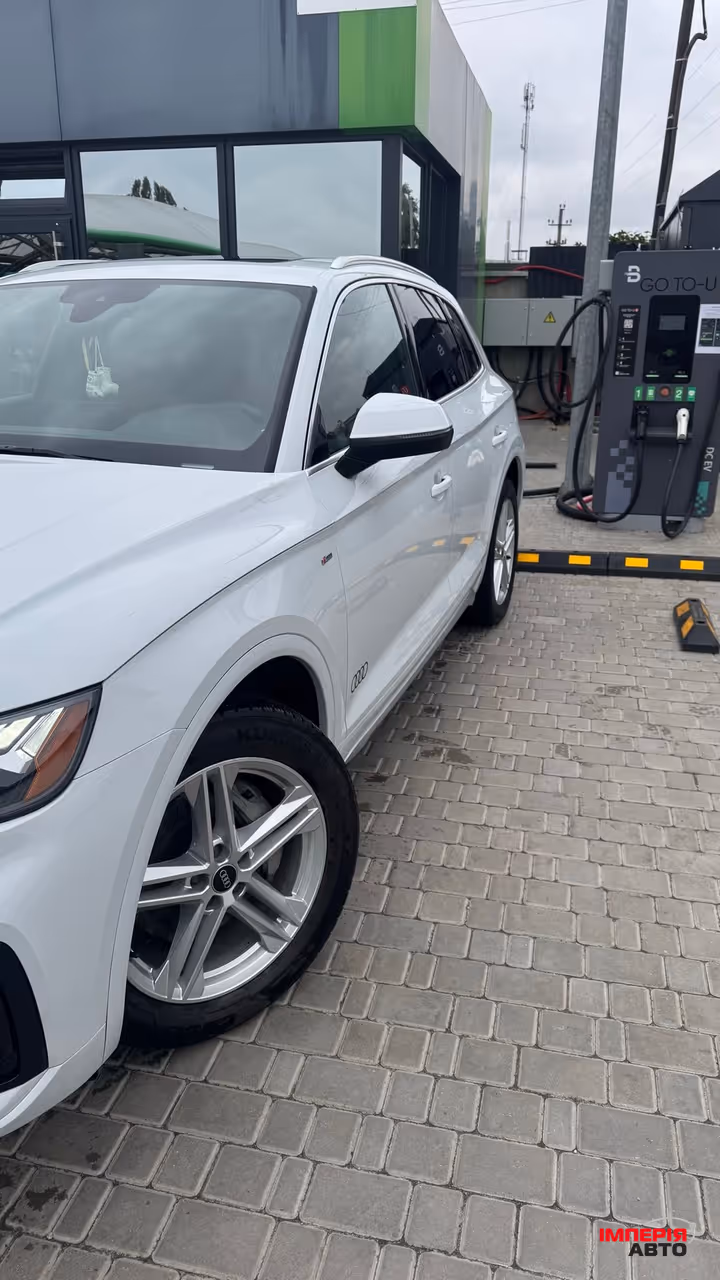 Audi Q5 e-tron - фото 14