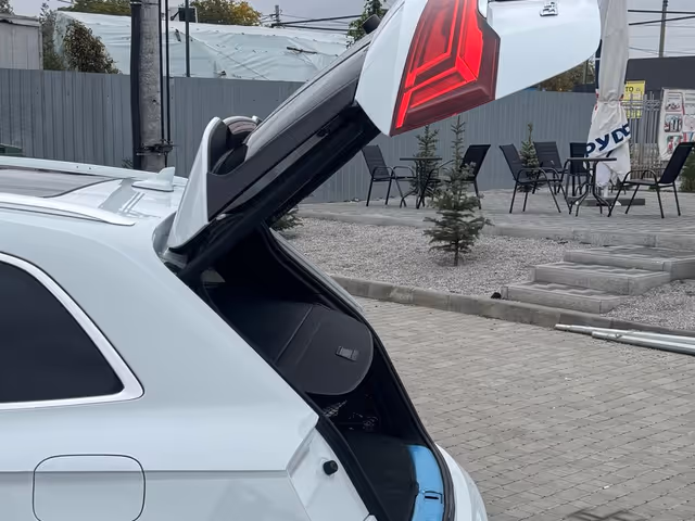 Audi Q5 e-tron - фото 3