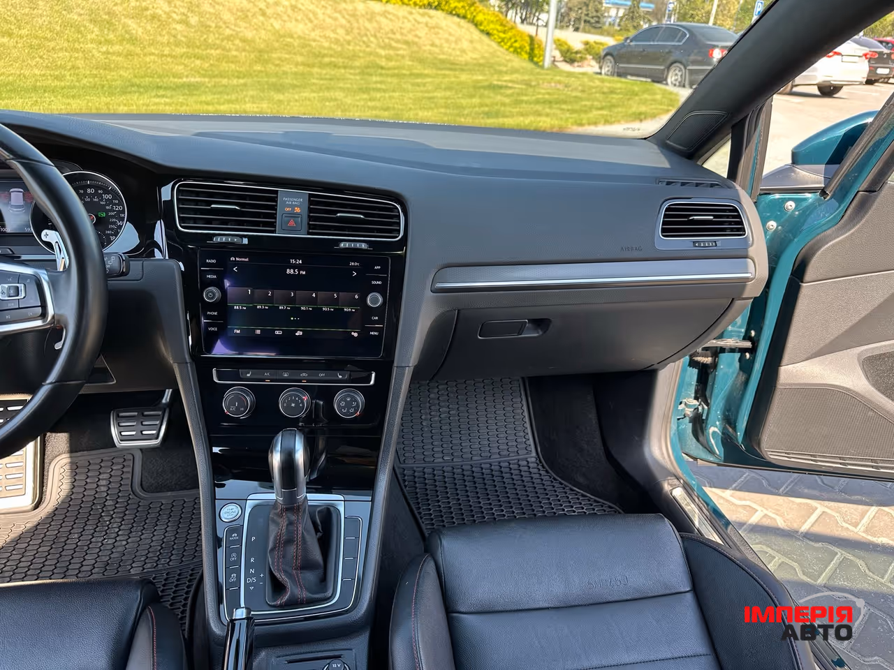Volkswagen Golf GTI - фото 28