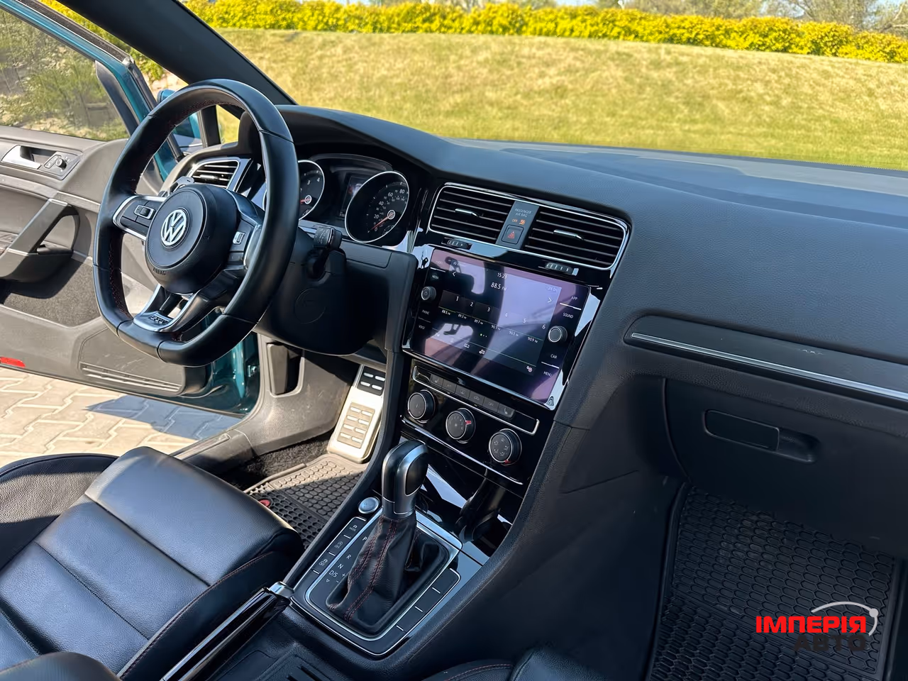 Volkswagen Golf GTI - фото 24
