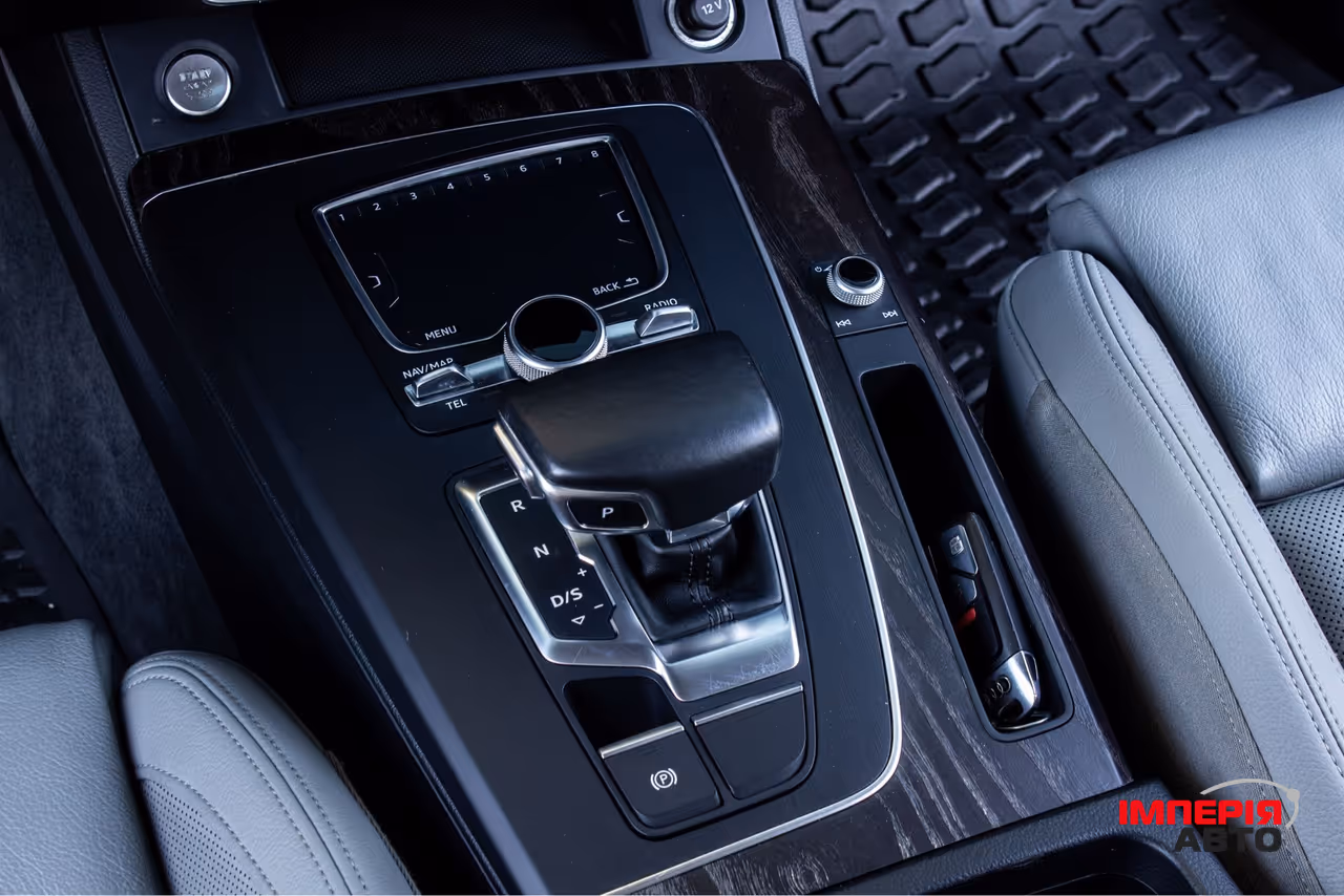 Audi Q5 - фото 71
