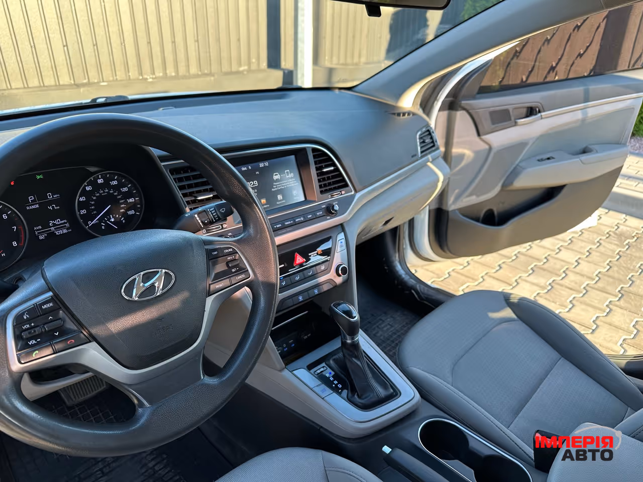 Hyundai Elantra - фото 10