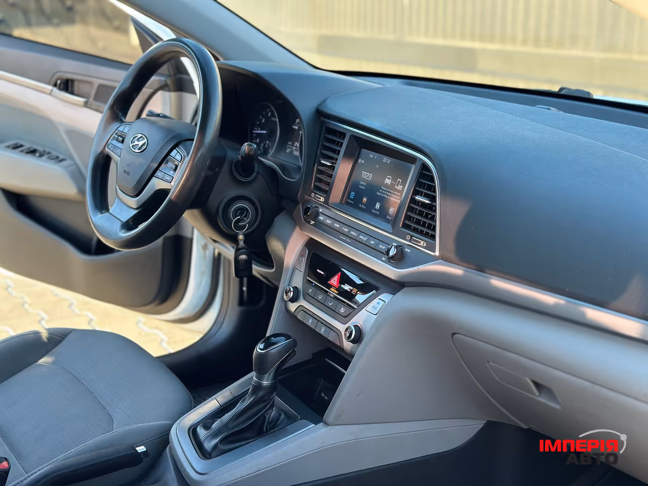 Hyundai Elantra - фото 18
