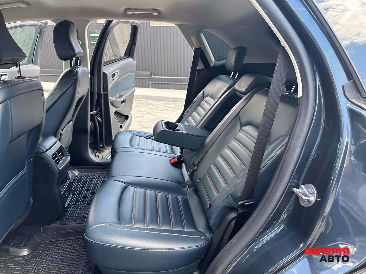 Ford Edge - фото 18