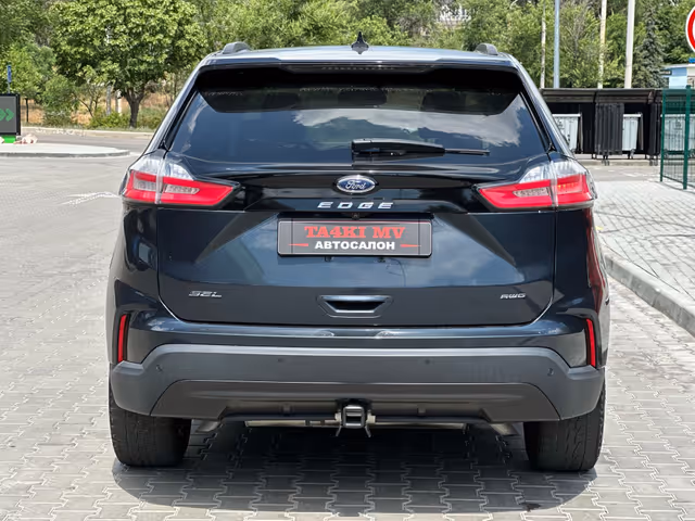 Ford Edge - фото 3