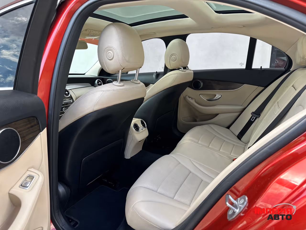 Mercedes-Benz C-Класс - фото 32