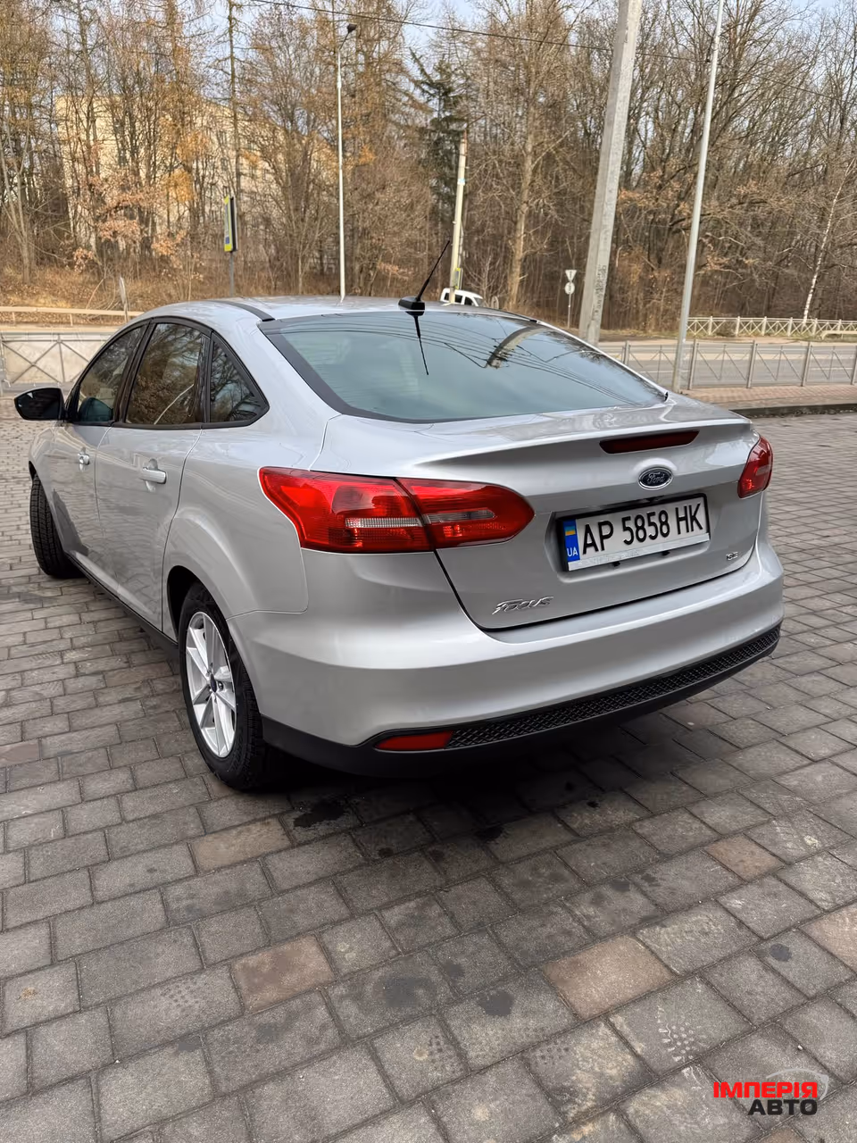 Ford Focus - фото 4