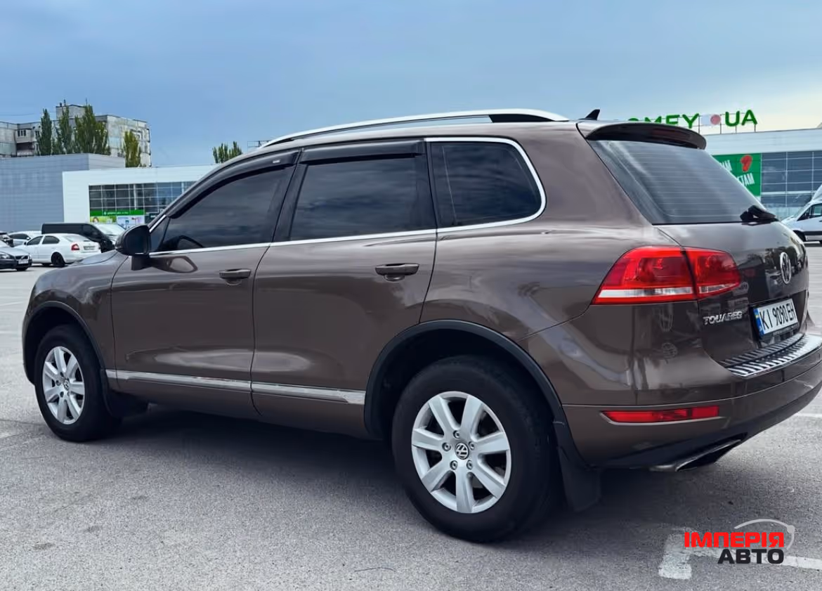 Volkswagen Touareg - фото 3