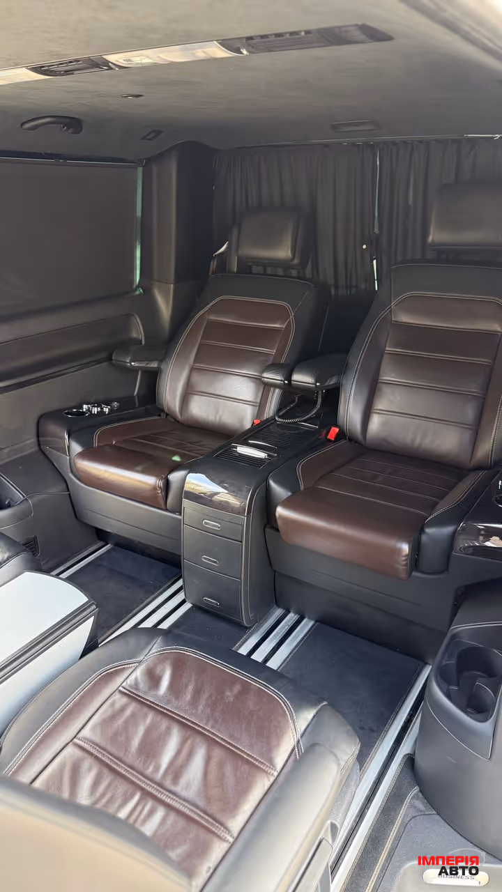 Volkswagen Multivan - фото 15