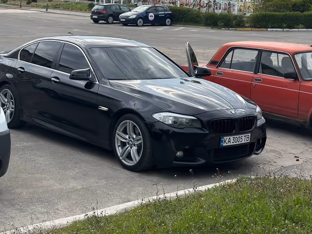 BMW 5 серії - фото 5