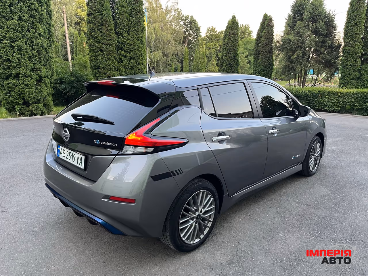 Nissan Leaf - фото 5