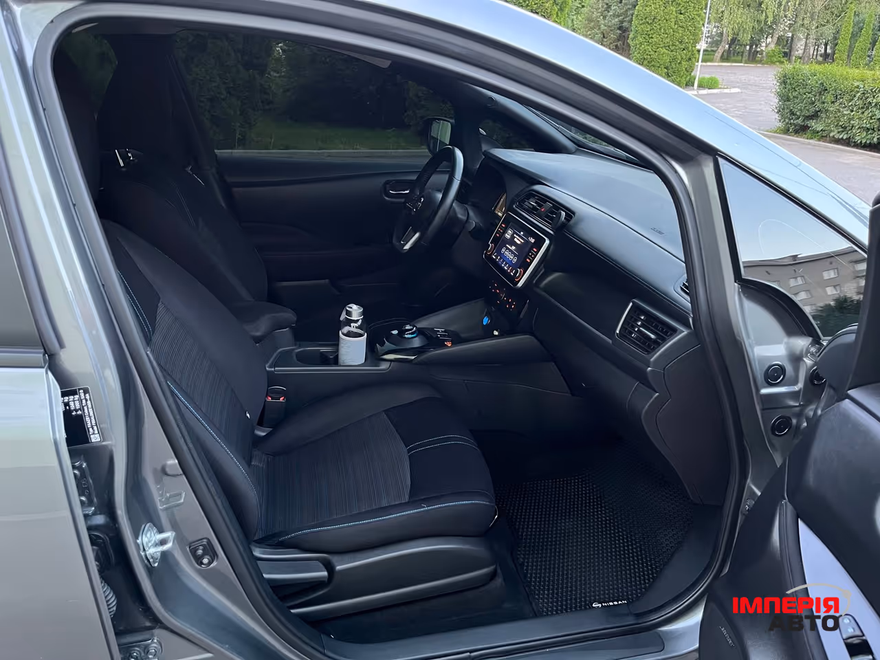 Nissan Leaf - фото 17