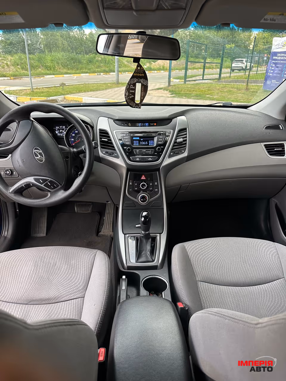 Hyundai Elantra - фото 11