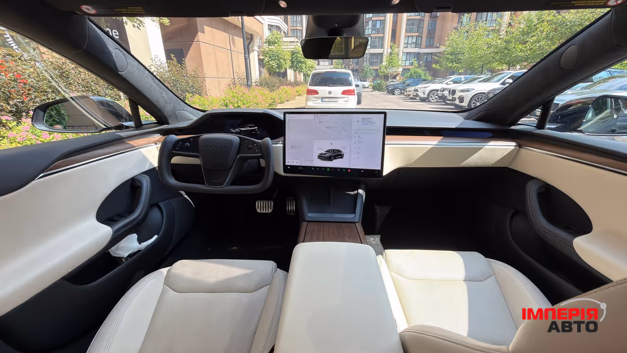 Tesla Model S - фото 10
