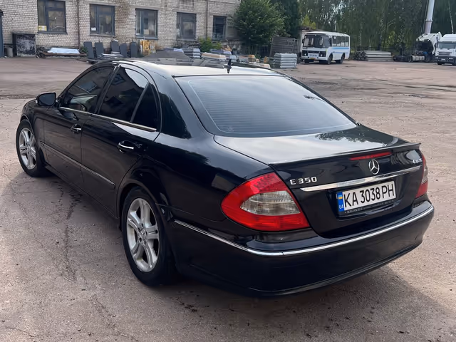 Mercedes-Benz E-Класс - фото 2
