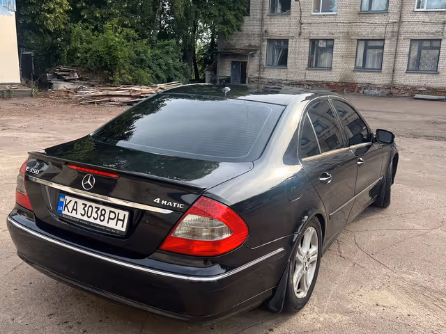 Mercedes-Benz E-Класс - фото 5