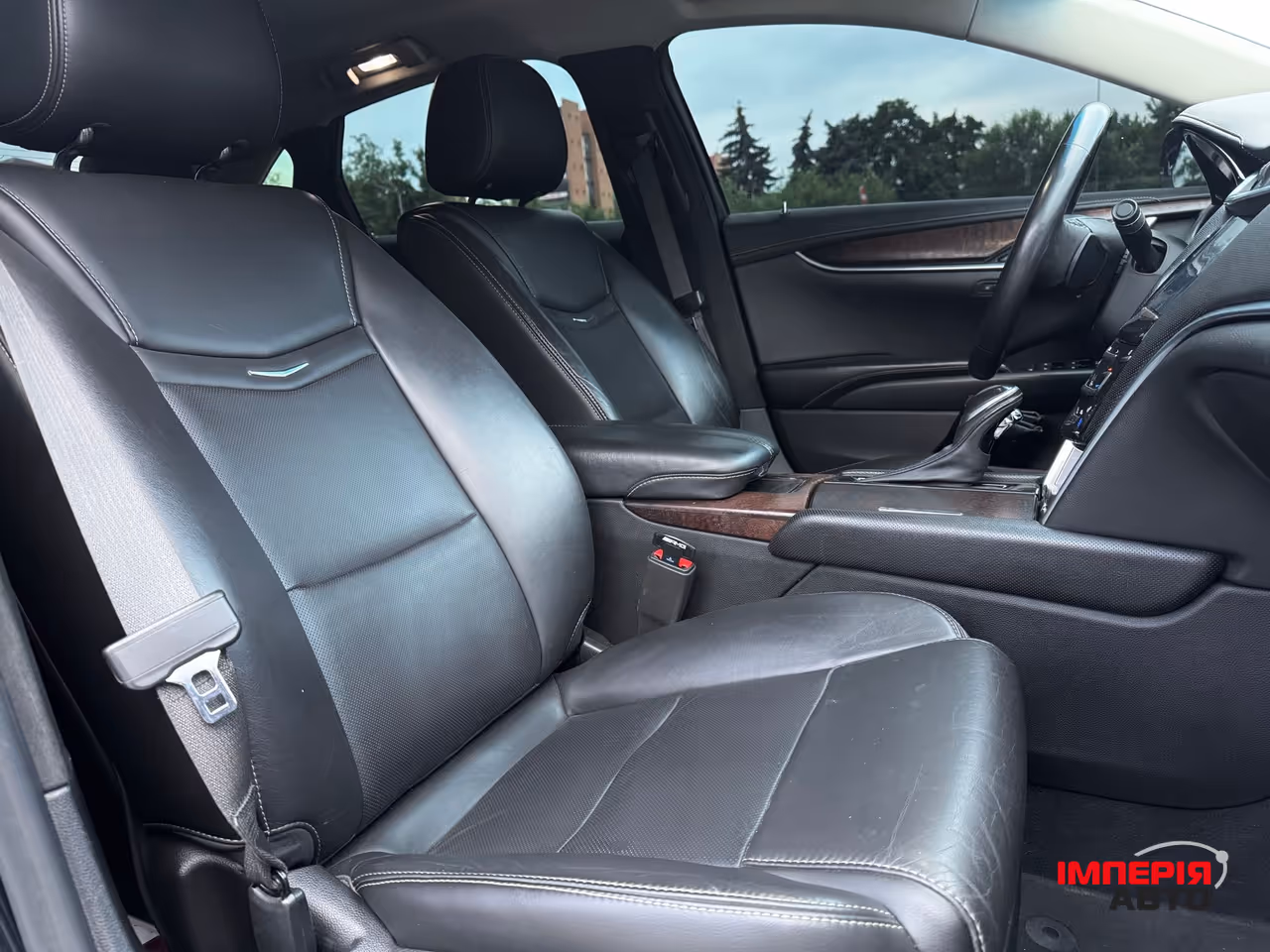 Cadillac XTS - фото 9