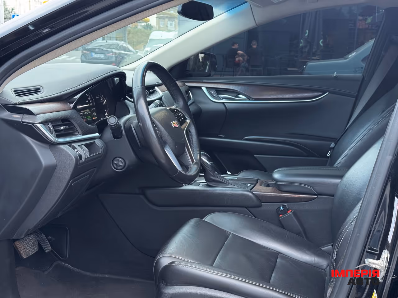 Cadillac XTS - фото 10