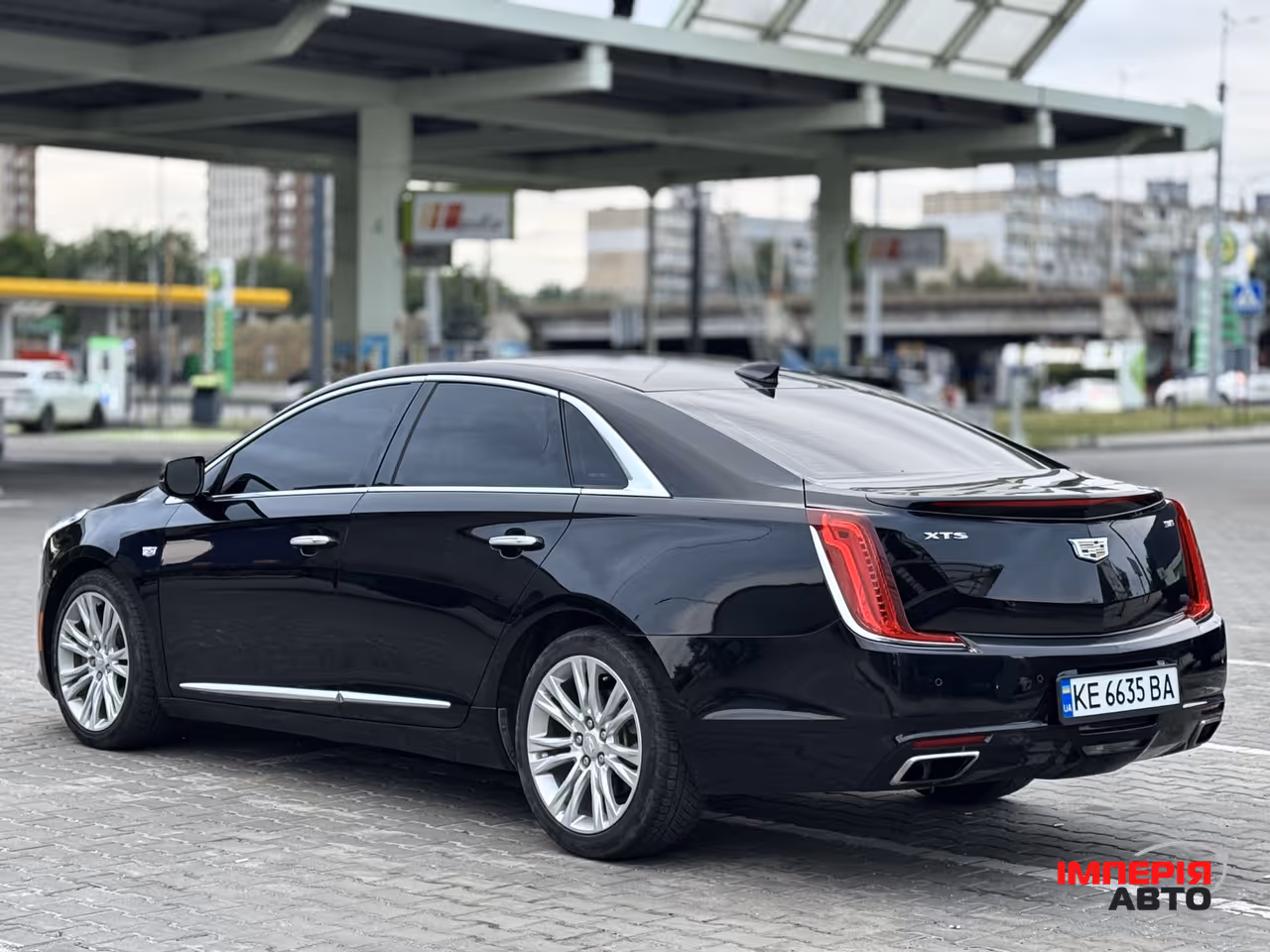 Cadillac XTS - фото 5