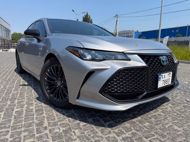 Toyota Avalon - фото 3