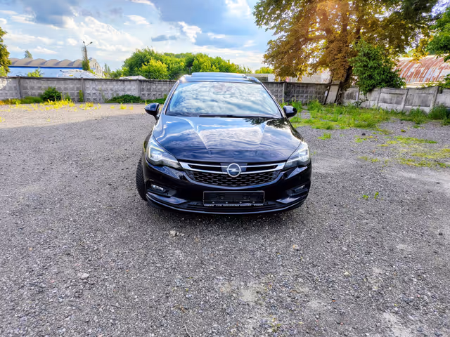 Opel Astra - фото 2