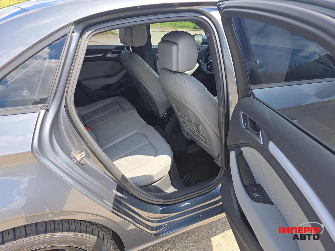 Audi A3 - фото 8