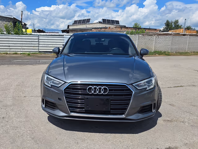 Audi A3 - фото 1