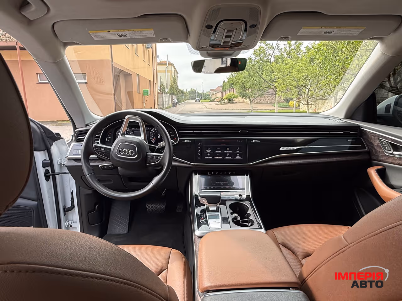 Audi Q8 - фото 21