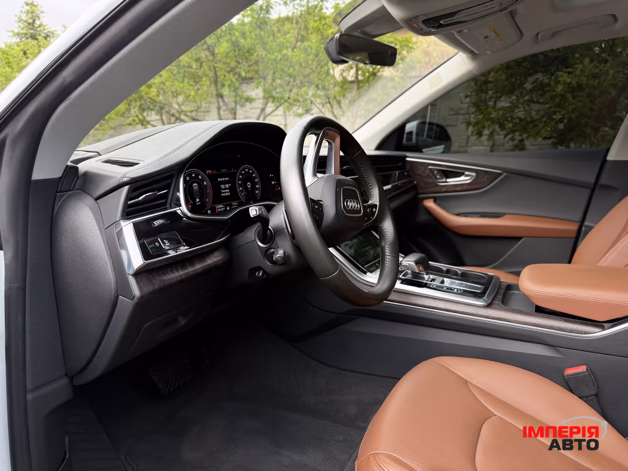 Audi Q8 - фото 27