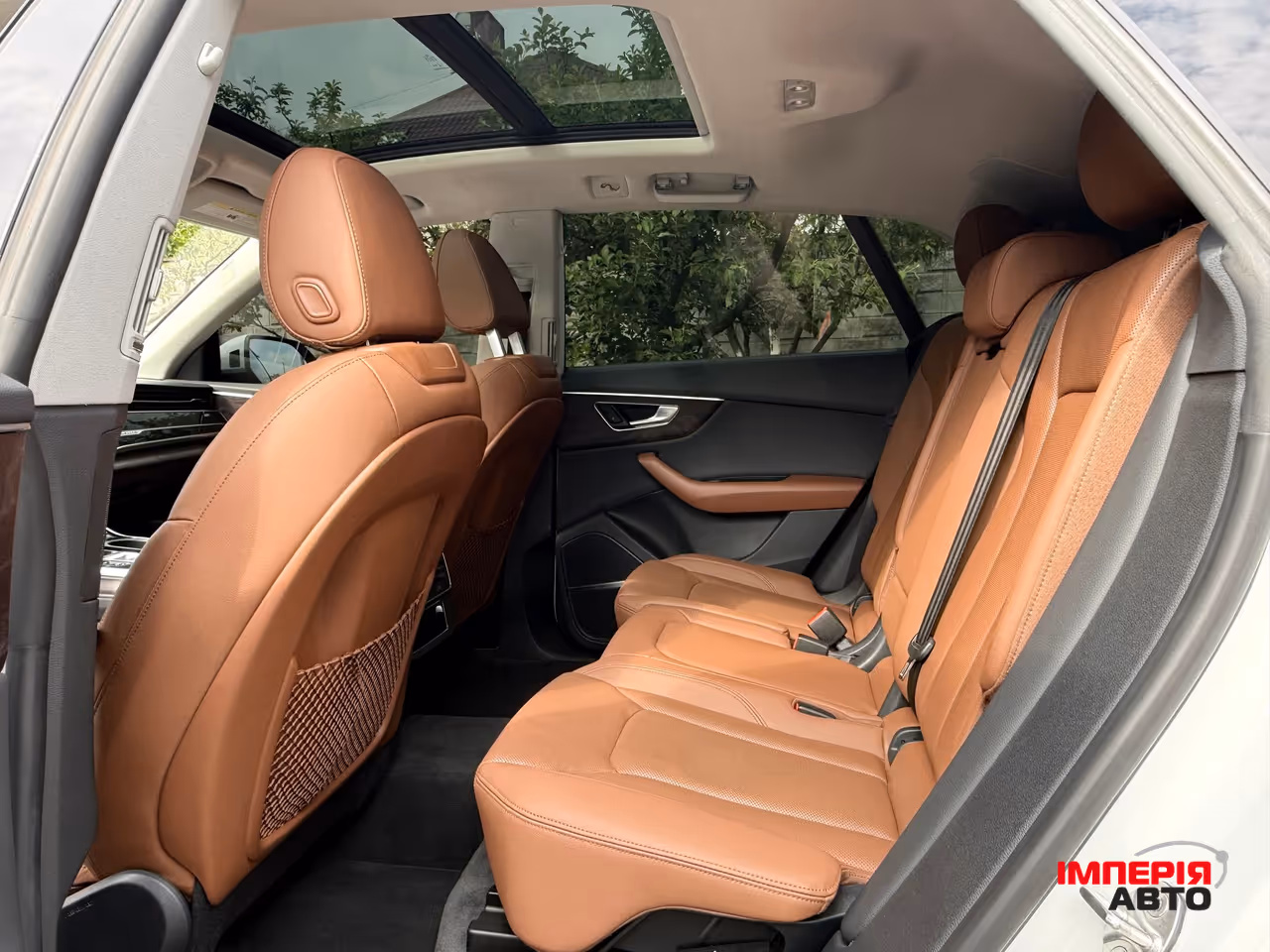 Audi Q8 - фото 16