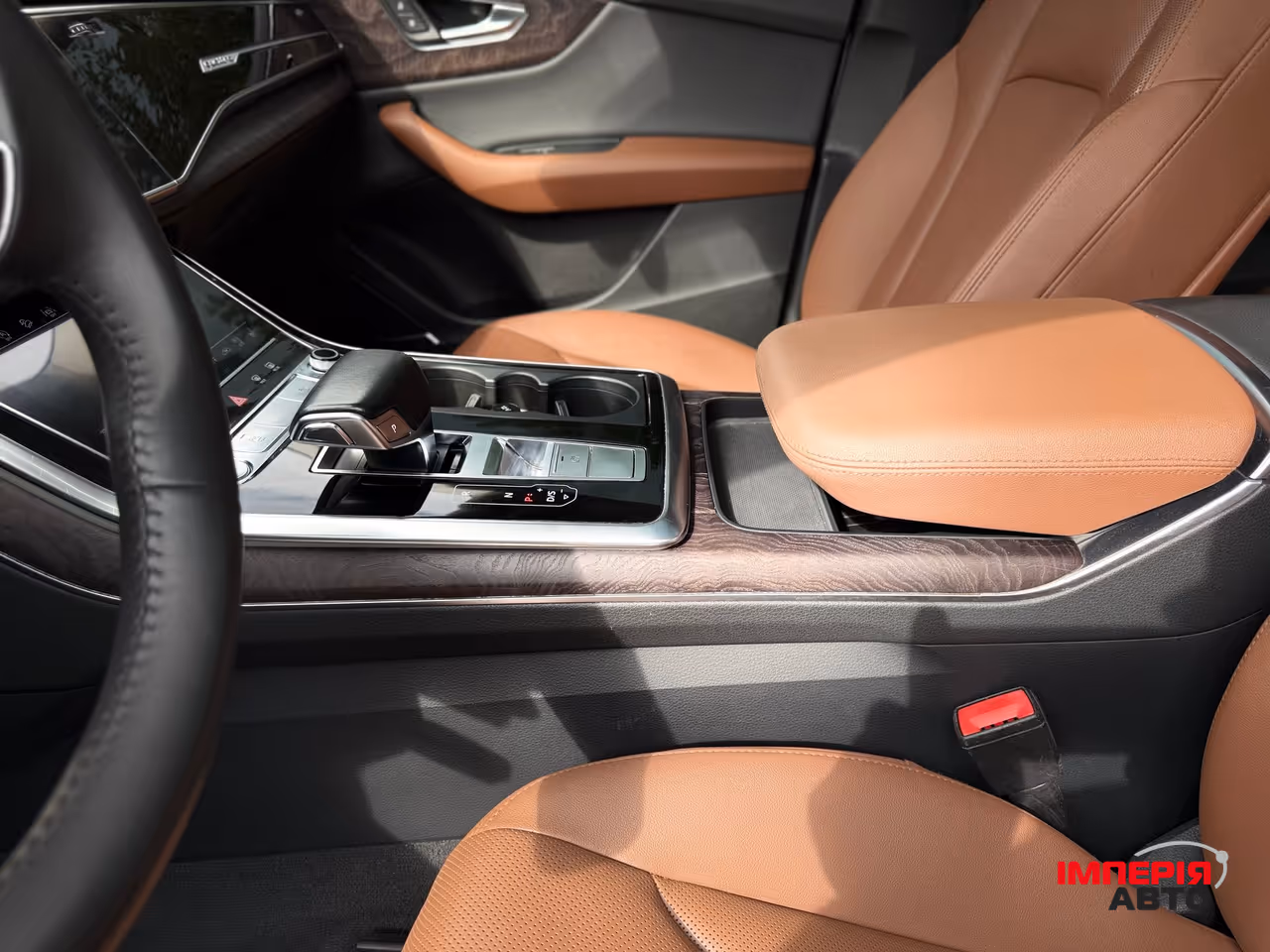 Audi Q8 - фото 23