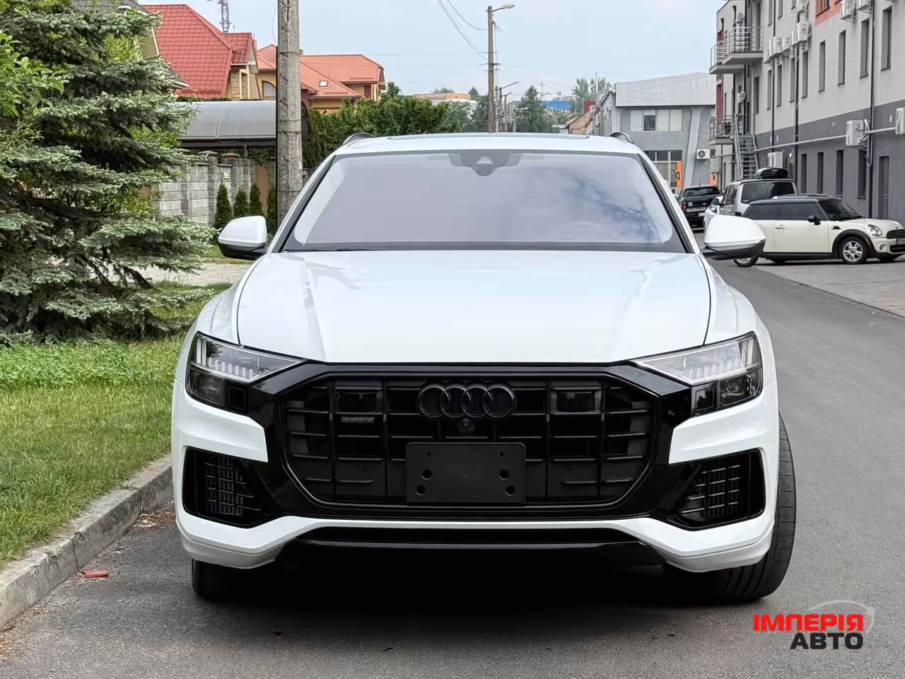 Audi Q8 - фото 8