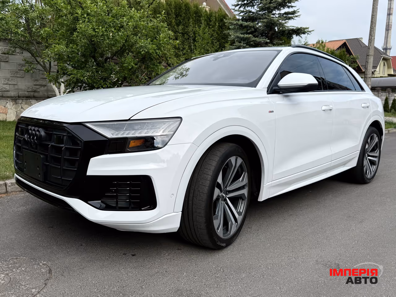 Audi Q8 - фото 10