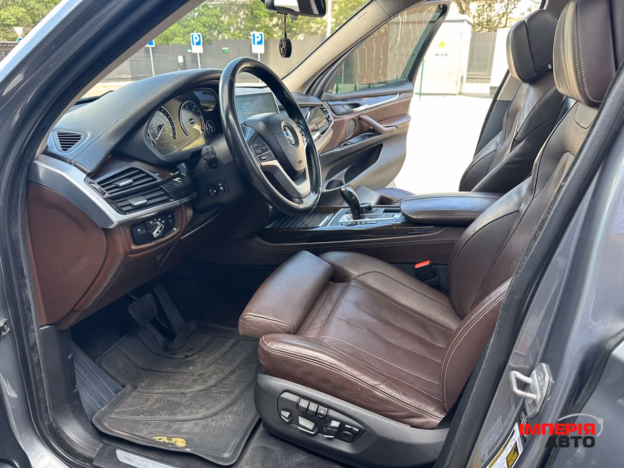 BMW X5 - фото 10